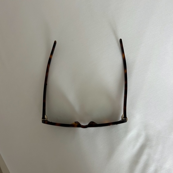 Saint Laurent Oval Monogram Tortoise Sunglasses YSL - Picture 4 of 5